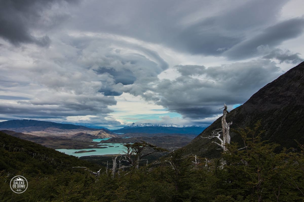 torres del paine patagonia trekking w french glacier widok