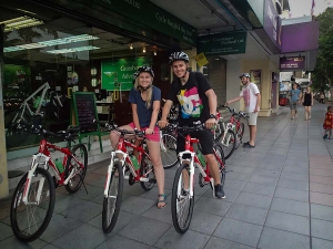 tajlandia bangkok grasshoppers adventures nocna wycieczka rowerowa daleko od domu