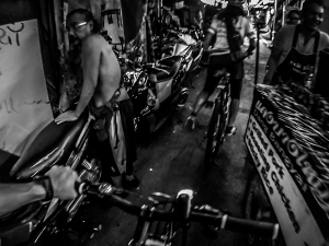 tajlandia bangkok grasshoppers adventures nocna wycieczka rowerowa uliczki