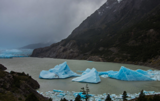 torres del paine patagonia trekking w glacier grey lodowiec thumbnail